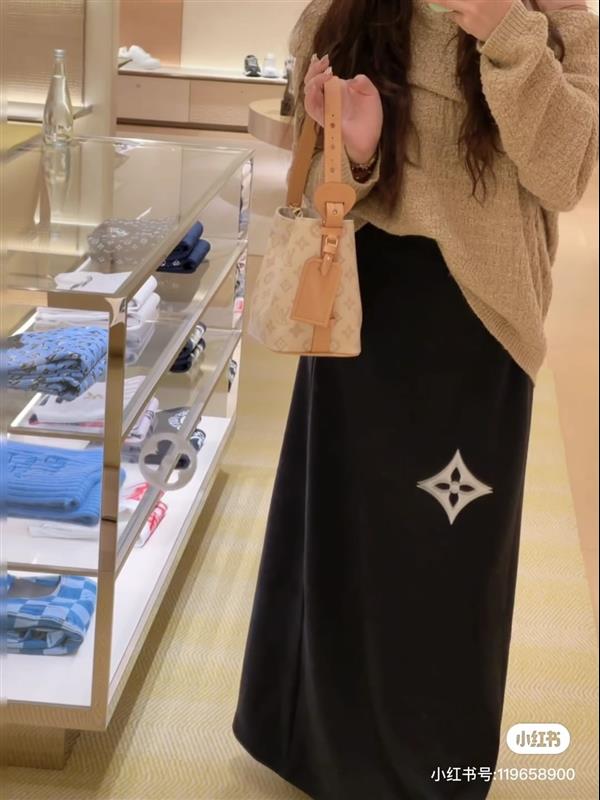 2026120182258827 130